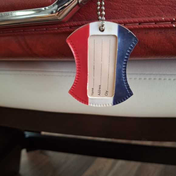 Vintage American Tourister Escort Red Luggage Set - Picture 11 of 16